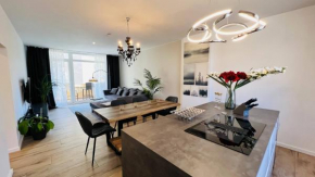 Central Designer 3 Room Apt with Terrace & Parking